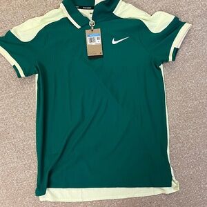 Nike men’s shirt